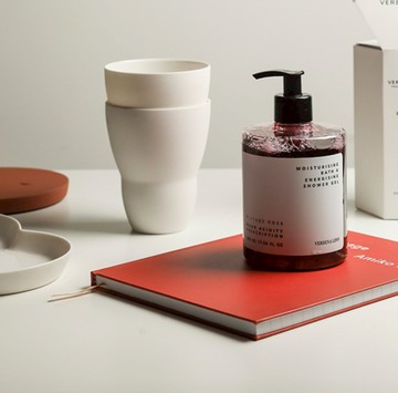 預購【Verbena Linn 黎伊】香氛沐浴露 香水沐浴露 500ml - 黑鴨片 - 官方直營