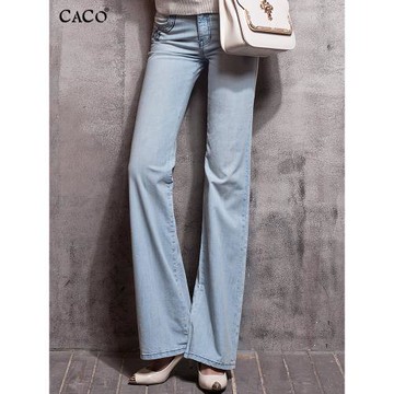淺色高腰寬松牛仔褲女2025春時尚小眾鑲鉆撞色設計感藍白色微喇褲