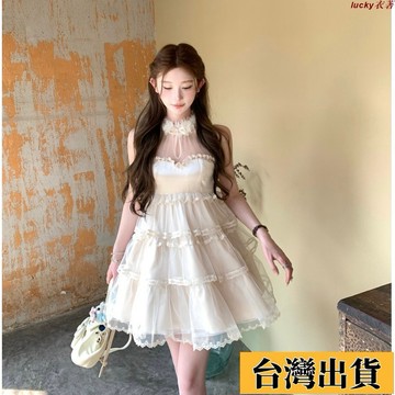 ⚡免運🌸時尚女裝⚡洋裝 緞面蕾絲手工花朵高階感掛脖連衣裙 設計感紗網蛋糕裙 花邊A字裙 洋裝