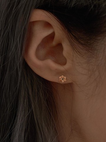 14K Mini Flower Earrings