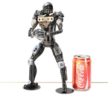 美式足球員雕塑 驚豔銲接工藝 超酷生日禮物