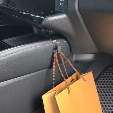 【車用 收納 手機架】Honda HRV 3.5代專用｜卡 扣 式 免黏 磁吸 手機架｜水壺 包包 雨傘 便當盒 手機