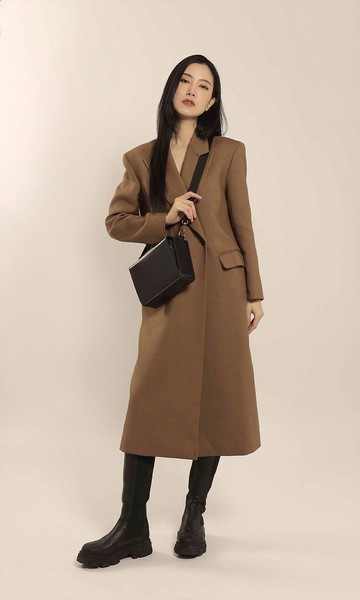 ISHIE BOX 黑色 極簡設計 寬肩帶箱式肩背包