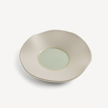 職人 青瓷荷葉 20.5cm 陶瓷造型盤｜米白｜單品