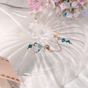 Swarovski Hestia 耳骨夾