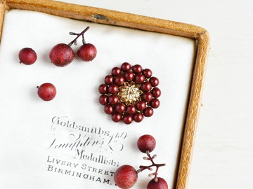 【胸針】復古花朵 酒紅色 秋季色調