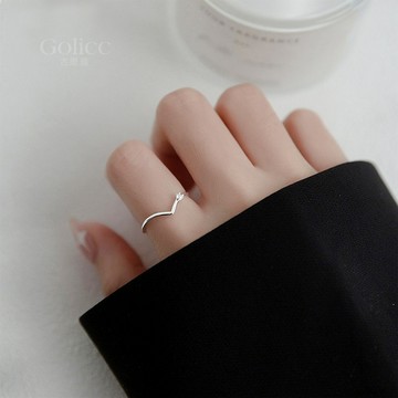 【Gulicc】古莉可 戒指 韓版簡約鋯石V行戒指