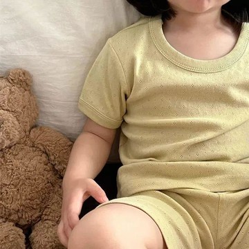 8673 位老客回頭🛒兒童純色呼吸睡衣夏季新品男女舒適柔軟純棉A類家居服套裝K2T3