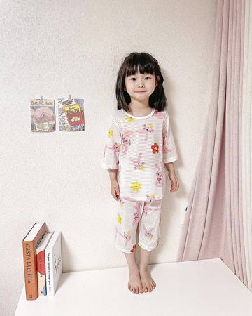 兔兔的午後聚會-輕透空氣衣七分袖韓國童裝-K23007