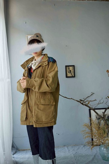 尋寶古著-columbia 防潑水卡其戶外風連帽休閒外套