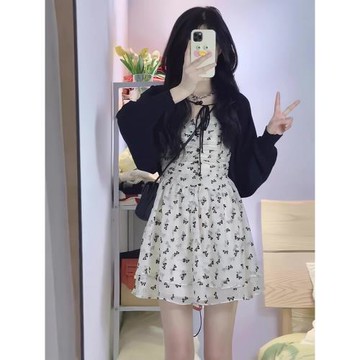 法式雪紡黑色連衣裙女夏碎花吊帶