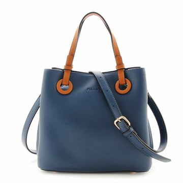 FIRANO- NAVY 壓印LOGO皮革三層手提斜背包(海軍藍x橘提把)