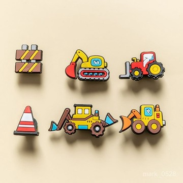 已售10000➕洞洞鞋奧特曼宇航員挖掘機工程車潛水艇蜜蜂女孩鞋花卡扣DIY配飾 XJPW