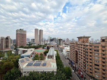 西區核心勤美商圈『廣三帝王天廈』大四房平車視野戶｜台中市西區英才路