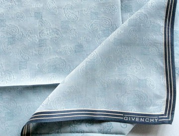古董 Givenchy 佩斯利圖案織紋手帕 男士禮物 19 x 18 英吋