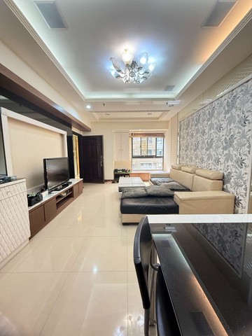 方姐推推農十六高樓層漂亮三房車位｜高雄市鼓山區龍勝路