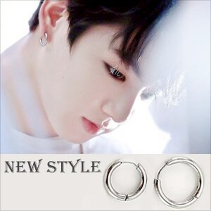 BTS 防彈少年團 Jung Kook 田柾國 同款簡潔鈦鋼圓管穿刺耳環 (單支價)