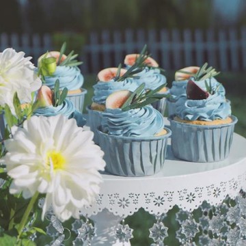 甜品臺硅油紙杯蛋糕紙杯防油卷邊杯戚風耐高溫郁金香花邊杯火焰杯
