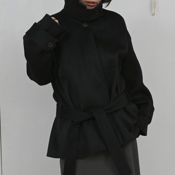 立領率性-寬腰帶羊毛大衣外套-黑