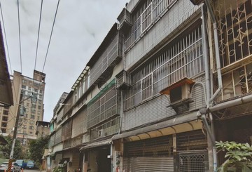 中路特區旁、仁愛市場、懷寧二街透天｜桃園市桃園區懷寧二街