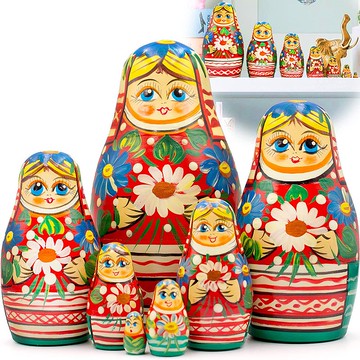 白俄羅斯民族服飾中的俄羅斯套娃與矢車菊和洋甘菊