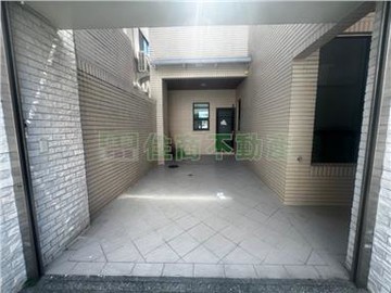 大降價囉❤️東橋芳鄰五套房輕齡美車墅❤️｜台南市永康區新中街​