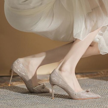 蝴蝶結高跟鞋設計感小眾細跟新款珍珠水晶婚鞋尖頭淺口亮片女單鞋