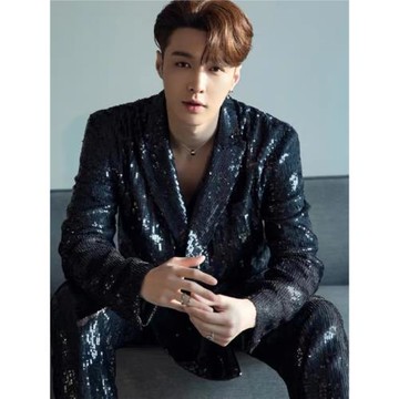張藝興同款舞臺演出練習生跳舞寬松黑色亮片西服套裝男歌手演出服