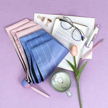 加大版【輕碳纖夢幻漸層折疊傘】大傘面 手開傘 防曬 防水 雨傘