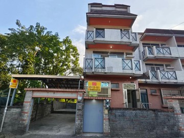 燕巢阿公店水庫~庭院車庫別墅｜高雄市燕巢區中竹路