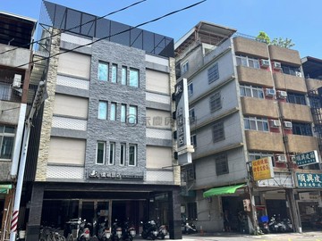 蓮池潭獨棟｜商四｜面寬9米角窗商旅｜高雄市左營區左營大路