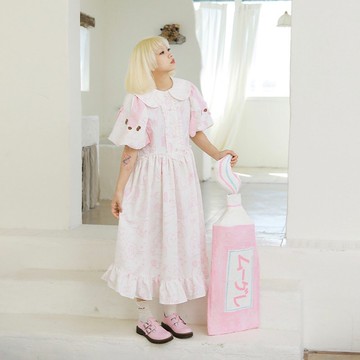 Meugler牛稠島 牛稠齒科十字繡印花拼接狗狗泡泡袖公主粉白連衣裙