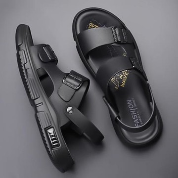 涼鞋男款夏季真皮透氣男鞋2026新款防滑軟底沙灘休閑運動開車拖鞋