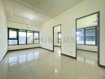 海洋都心二期亮如新朝南三房+平車｜新北市淡水區新市三路二段