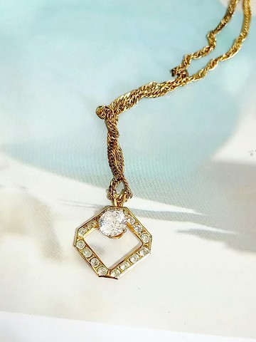 vintage jewelry 典雅菱形框單顆萊茵鑽項鍊