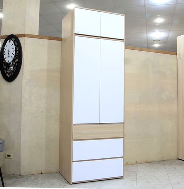 【歐風別館】心情2.7*8尺梧桐色+白色衣櫃【F1木心板~隱藏迴歸式滑軌~棉被櫃】