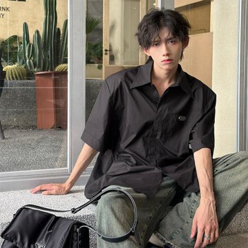 黑色墊肩襯衫男短袖高級感穿搭夏季七分袖襯衣小眾輕熟風半袖外套