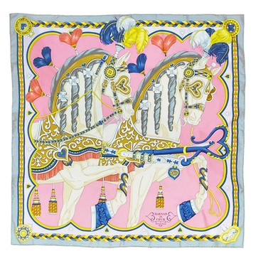 【Hermes 愛馬仕】 H004090S 07 Harnais de Coeur手工捲邊真絲斜紋方巾(印花圖騰)