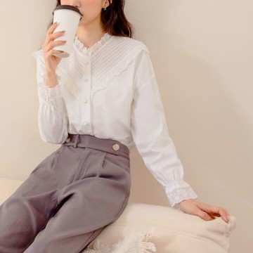 OB嚴選-蕾絲造型寬版開襟上衣《AB17809-》