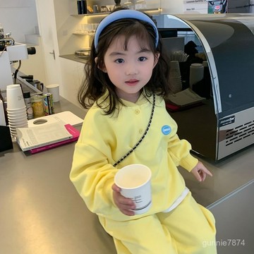 秋日時尚🍑小女孩運動套裝新款兒童洋氣春秋裝女童卡通休閒兩件套時髦 女童衛衣套裝 秋天長袖衛衣 運動衛褲 韓版兩件套