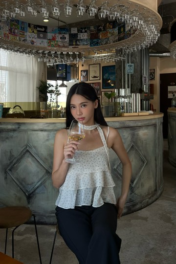 回頭率100%碎花傘狀背心(附造型綁帶)