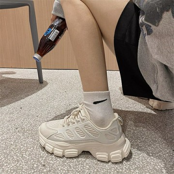 白色老爹鞋女ins潮2021年春秋新款網紅爆款百搭厚底顯腳小運動鞋