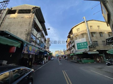 草屯大觀市場正中山街黃金店面透天｜南投縣草屯鎮中山街