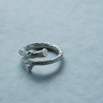 粗獷古樹綻放的花 男士  وجدت 戒指 925銀