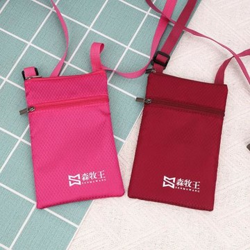 手機包女斜挎迷你小包包2024新款韓版百搭豎款零錢包掛脖單肩布袋