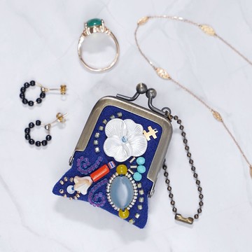 珠繡口金小包 No.78 綠色×羊毛 | 可當項鍊/包包掛飾 | 首飾收納