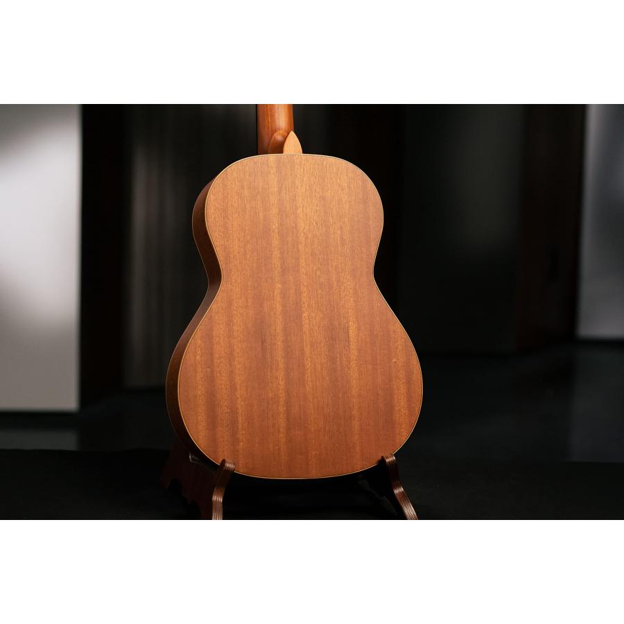 Ortega R122-3 Guitare de concert avec housse Taille Corps Acajou Table c〓dre