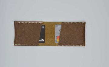 淡咖啡色-真皮雙斜切口卡片套 最多可放置4~6張卡片