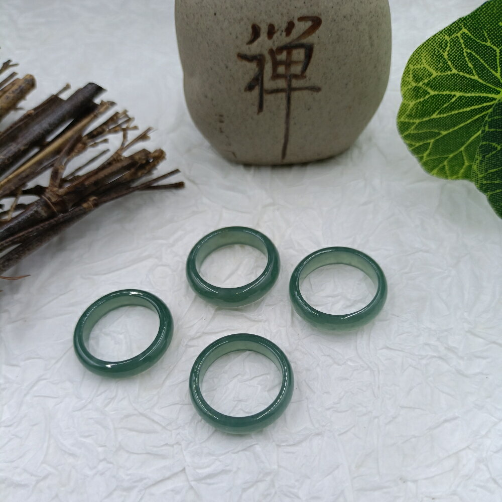 翡翠 A貨 冰藍綠 尾戒 (招財防小人)