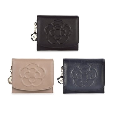 CLATHAS山茶花浮雕LOGO皮革壓釦零錢短夾(任選)200106｜GoBrand購名牌